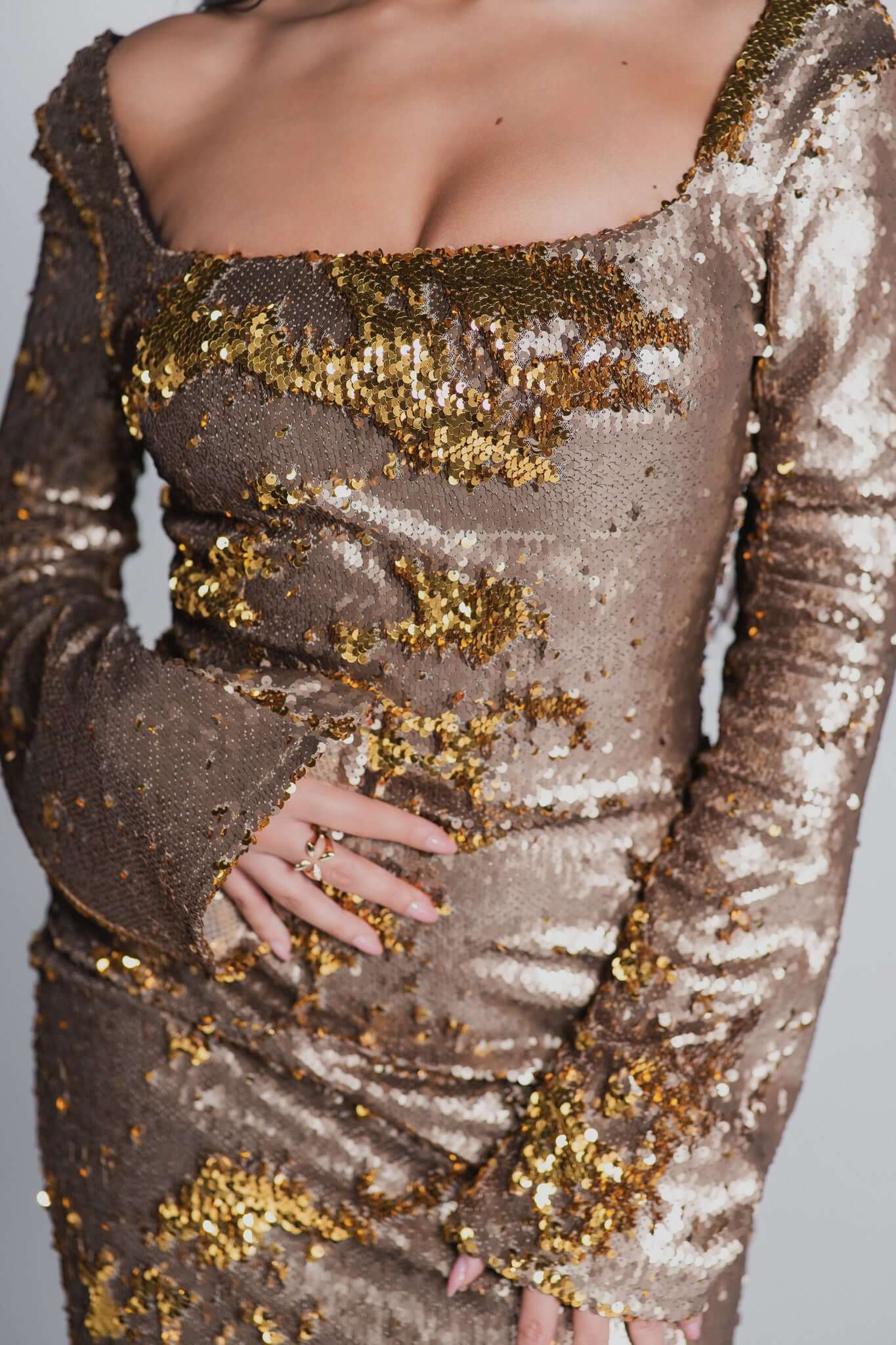 Forbidden Crush - Rochie elegantă Sia House Sia House pentru femei elegante Forbidden Crush - Rochie elegantă Sia House Sia House pentru femei elegante