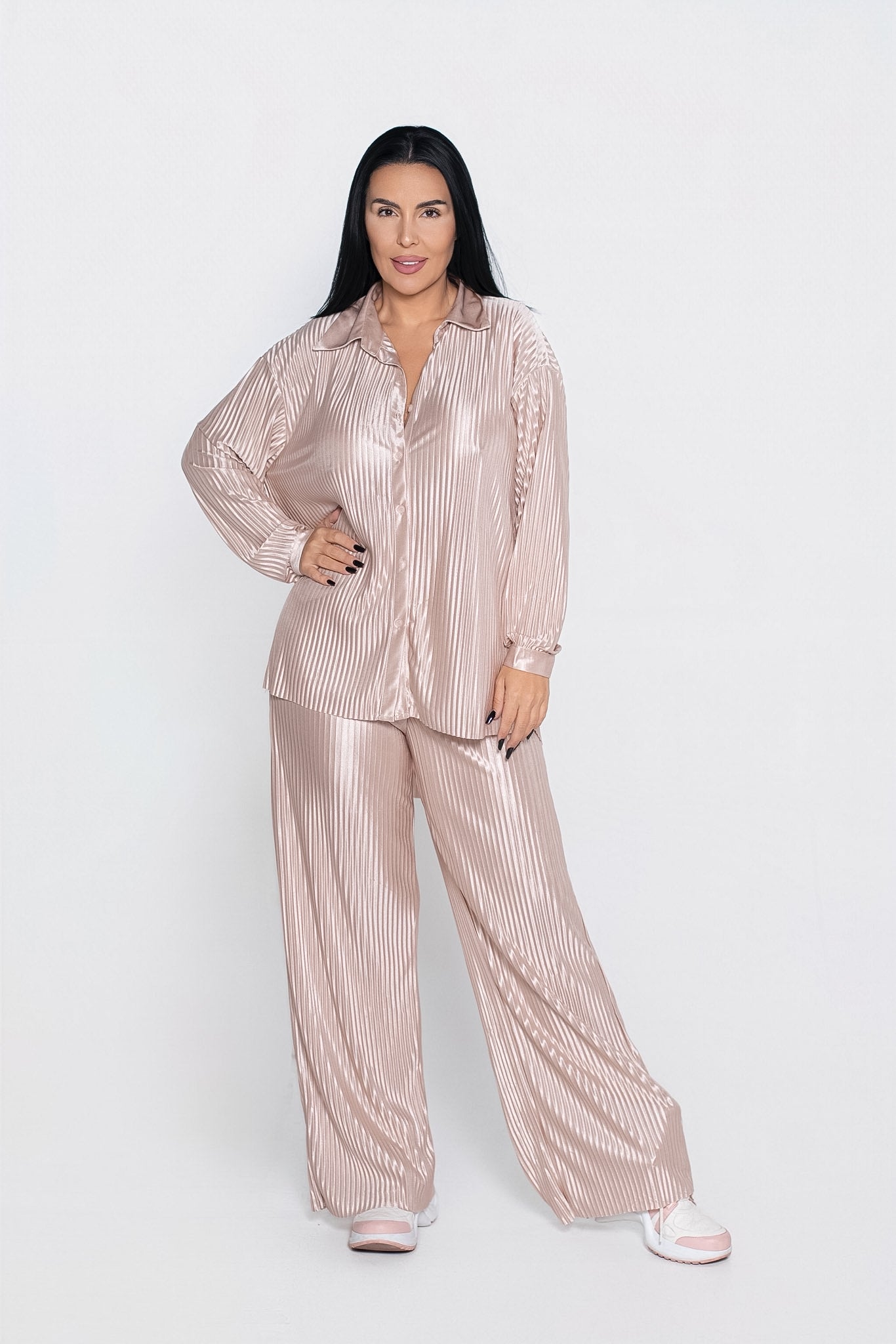 Compleu Allure satinat plisat 2 piese – Sia House Compleu Allure satinat plisat 2 piese – Sia House
