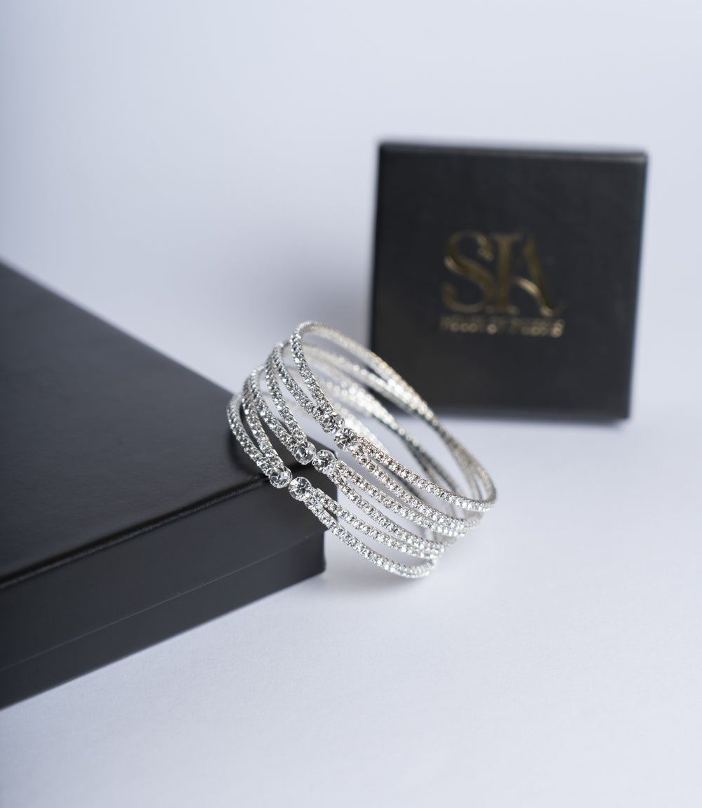 Brățara Glam Spark Argintie cu Cristale Strălucitoare Sia House pentru femei elegante