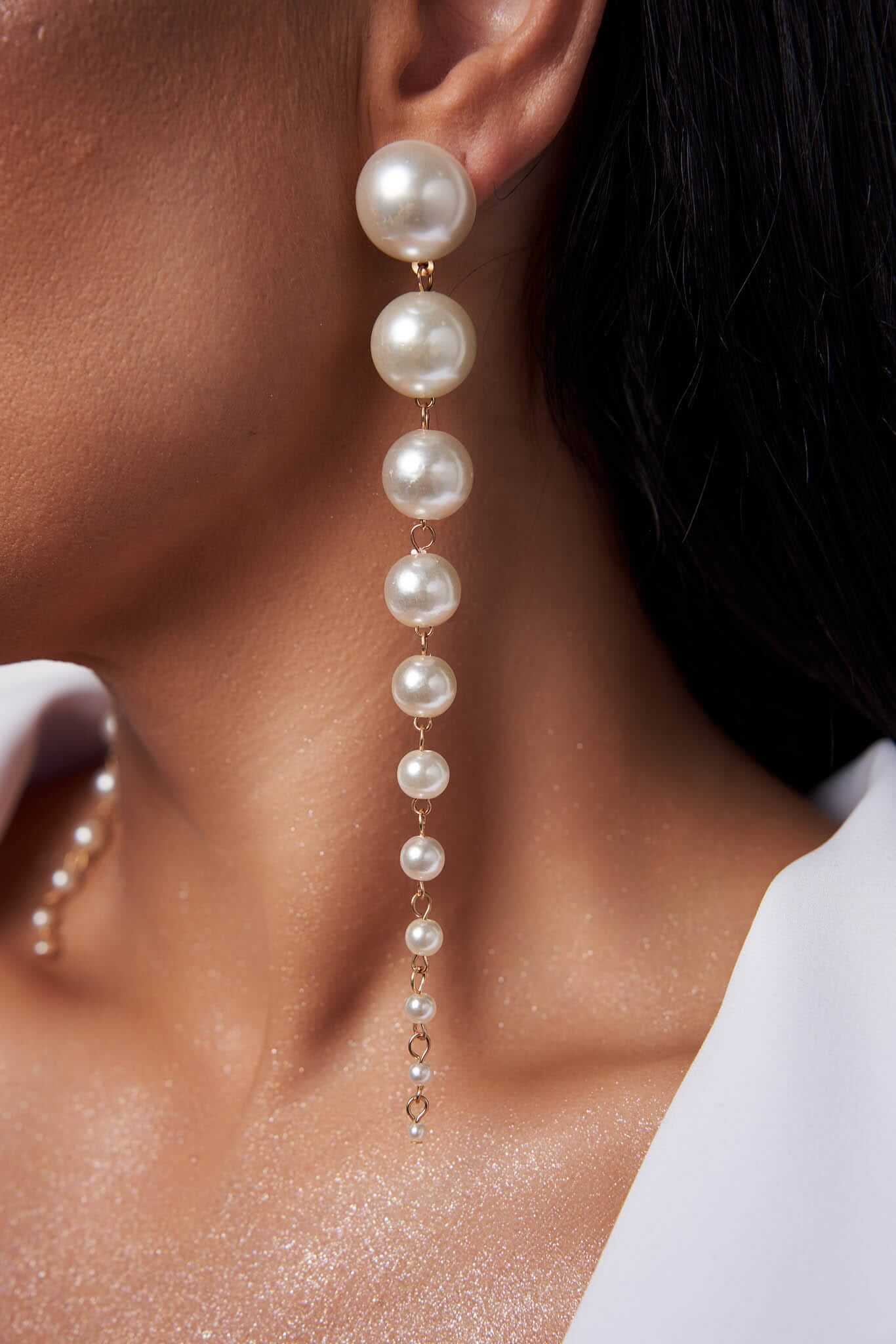 Cercei Olivia din Perle - Eleganță Clasică Sia House Sia House pentru femei elegante Cercei Olivia din Perle - Eleganță Clasică Sia House Sia House pentru femei elegante