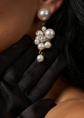 Cercei Kyra cu Perle Albe Sia House pentru femei elegante