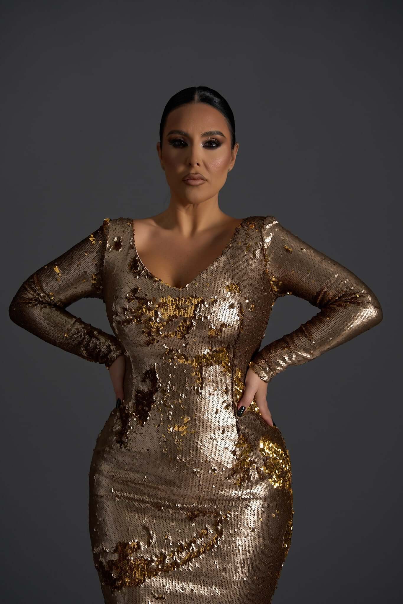 Eclipse Desire - Rochie midi elegantă cu paiete reversibile Sia House Sia House pentru femei elegante Eclipse Desire - Rochie midi elegantă cu paiete reversibile Sia House Sia House pentru femei elegante