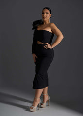 Rochie Midi Obsidian Flame by Sia House - Umăr Asimetric și Floare 3D Sia House pentru femei elegante