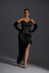 Femme Fatale - Rochie asimetrică neagră cu strasuri Sia House Sia House pentru femei elegante