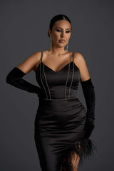 Femme Fatale - Rochie asimetrică neagră cu strasuri Sia House Sia House pentru femei elegante