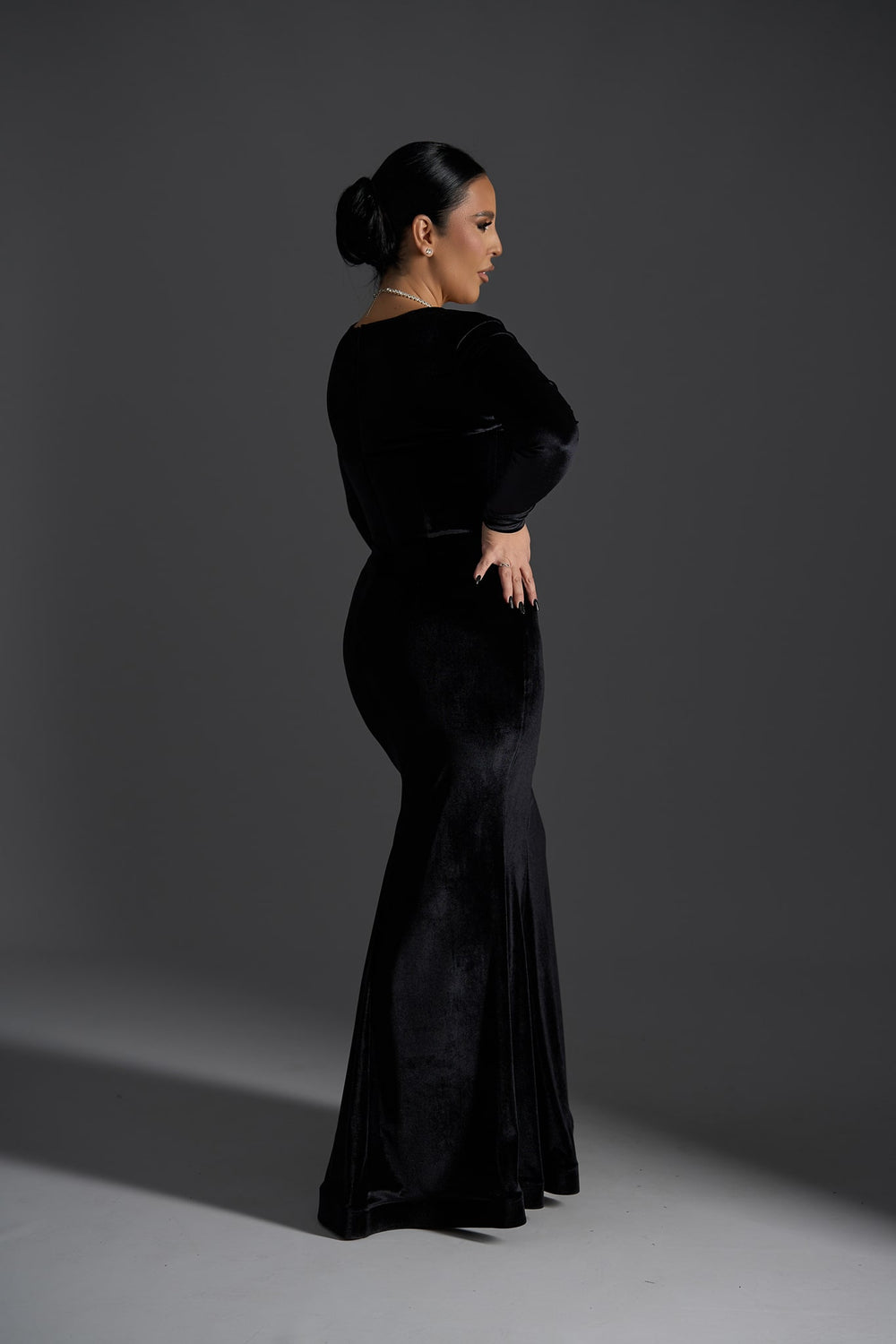 Rochie Lungă Velvet Noir din Catifea - Sia House Sia House pentru femei elegante