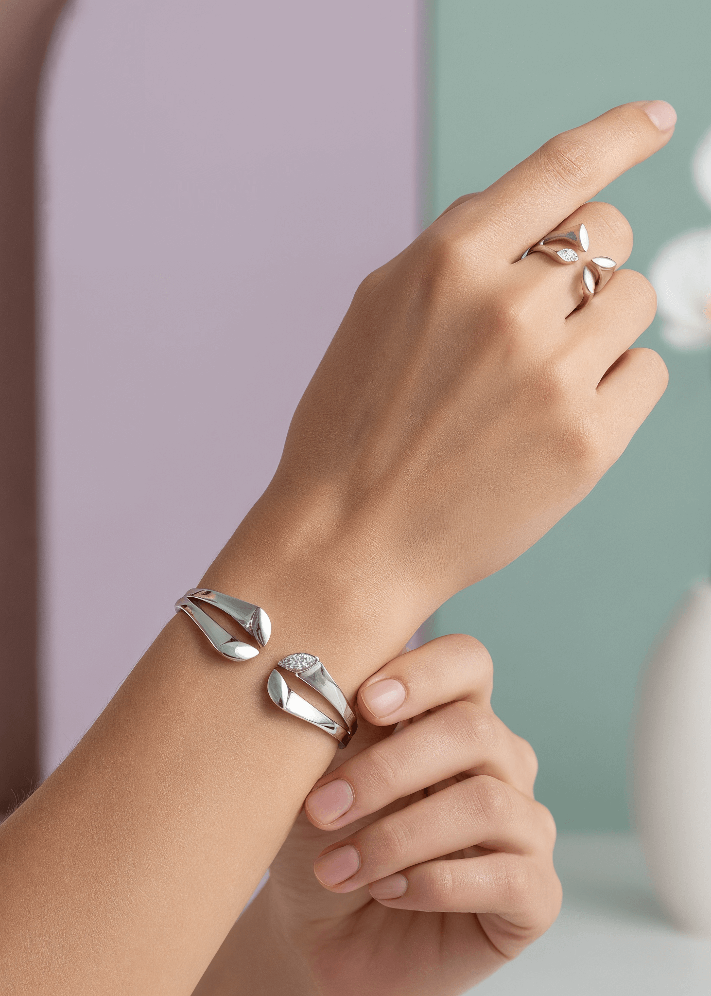 Set Lily Grace – Brățară & Inel Argintiu și Auriu Imagine principală a produsului