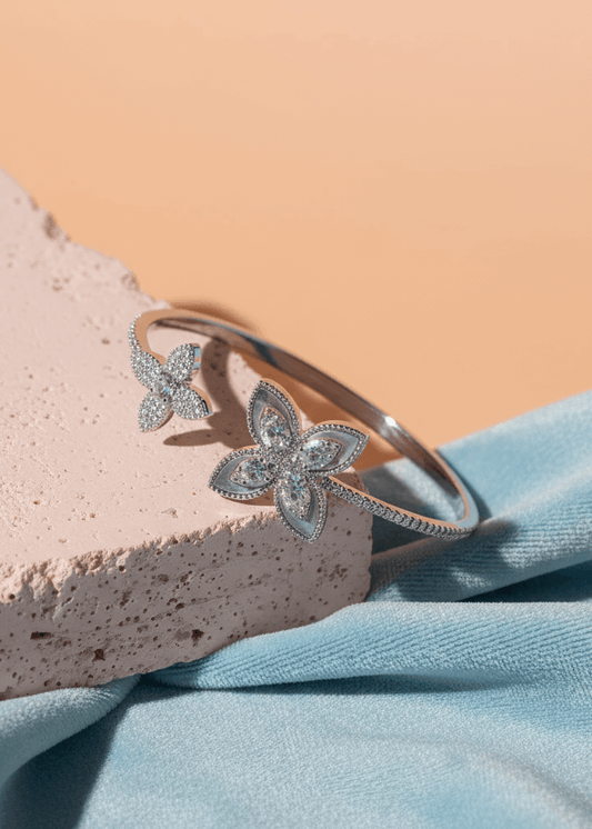 SIA Floral Embrace Set – Brățară & Inel cu Design Floral și Cristale