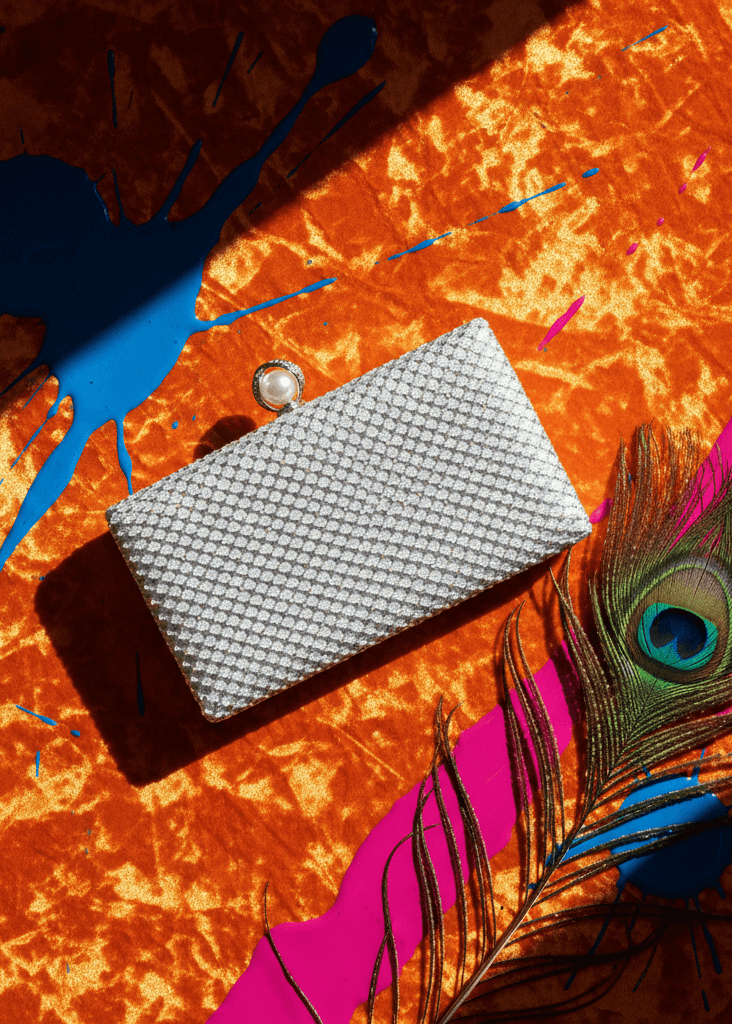 Clutch Crystal Pearl argintiu cu cristale și închidere perlă Imagine principală a produsului