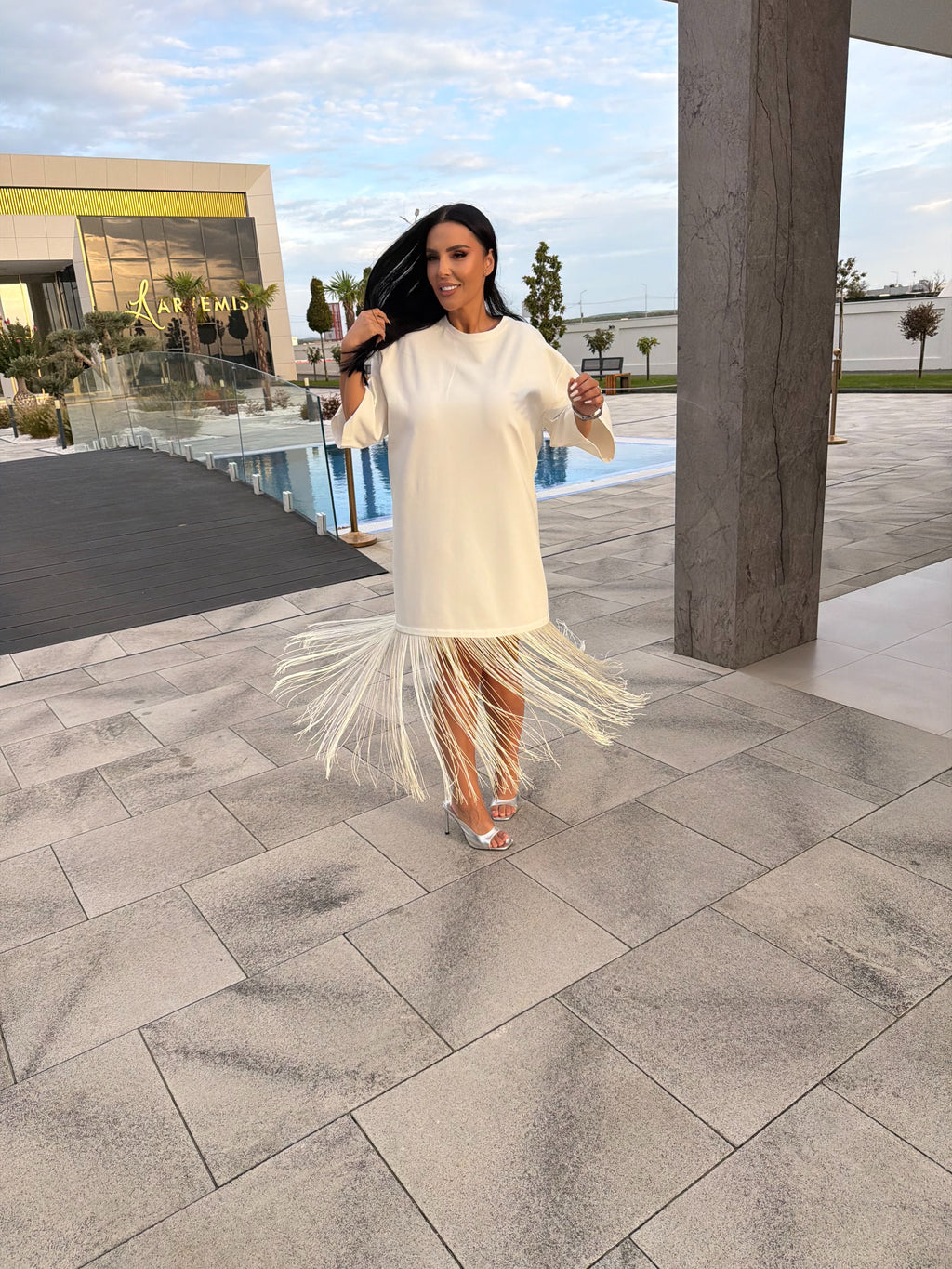 Tricou tip rochie cu franjuri