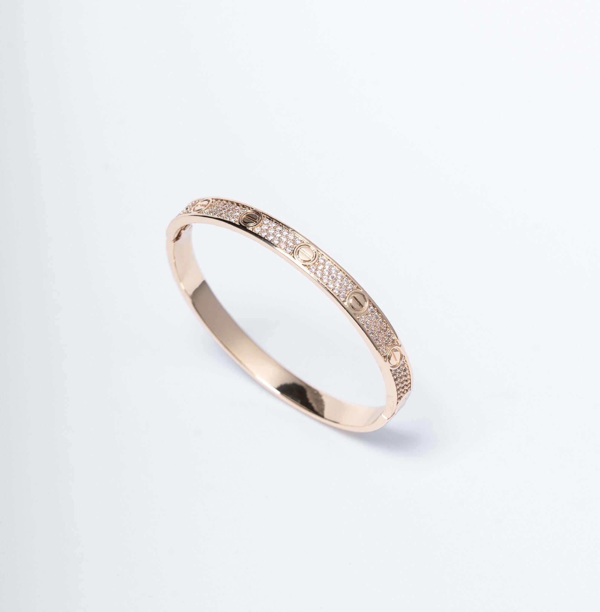 Bratara unisex eleganta, argintiu/auriu cu microcristale stralucitoare si detalii tip surub, stil modern si sofisticat