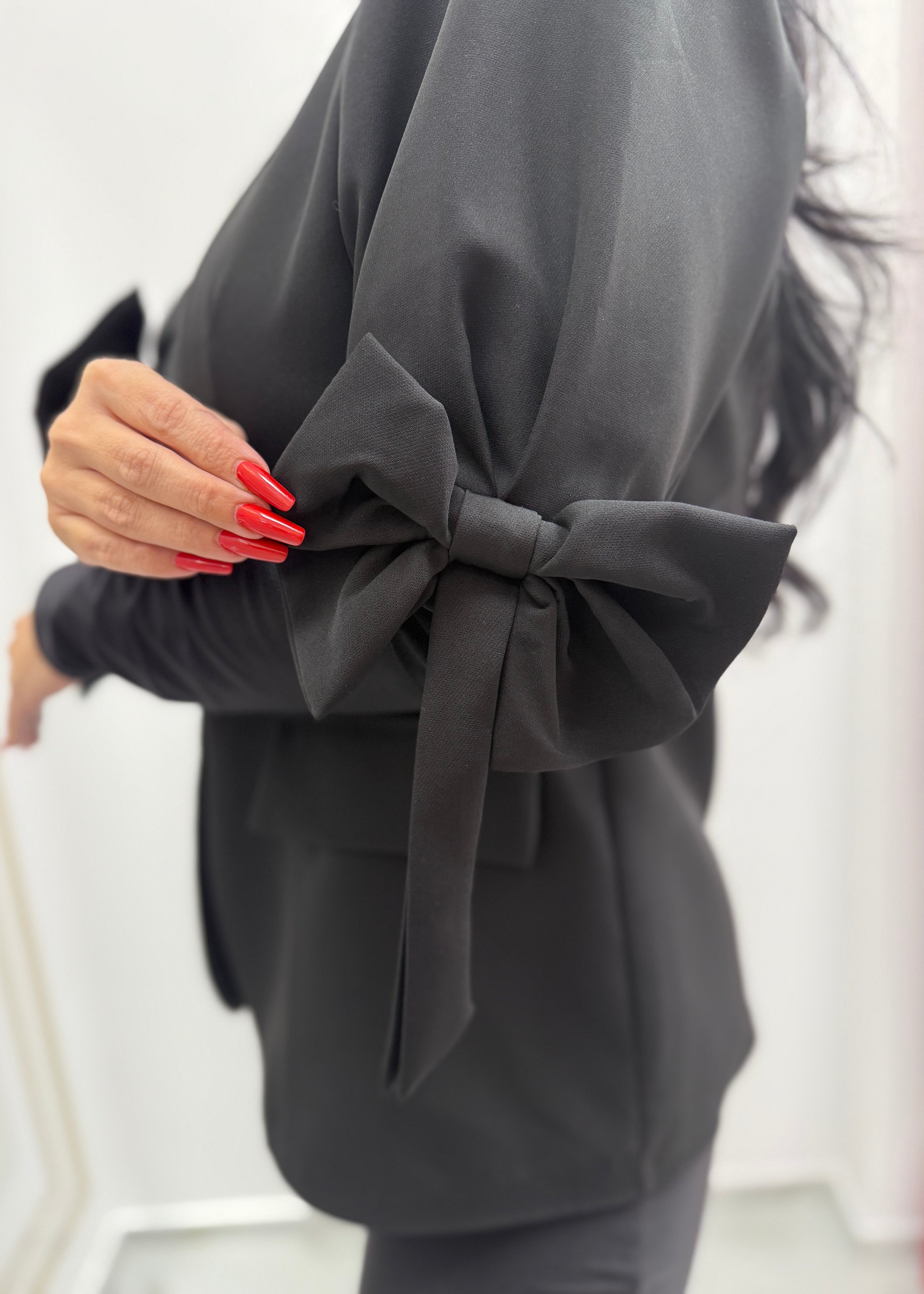 SIA Compleu Fundițe Iconic – Couture Minimal