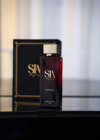 Extract de Parfum Sia Fragrances Imperial Opulent pentru femei, sticlă elegantă roșie pe fundal de lux
