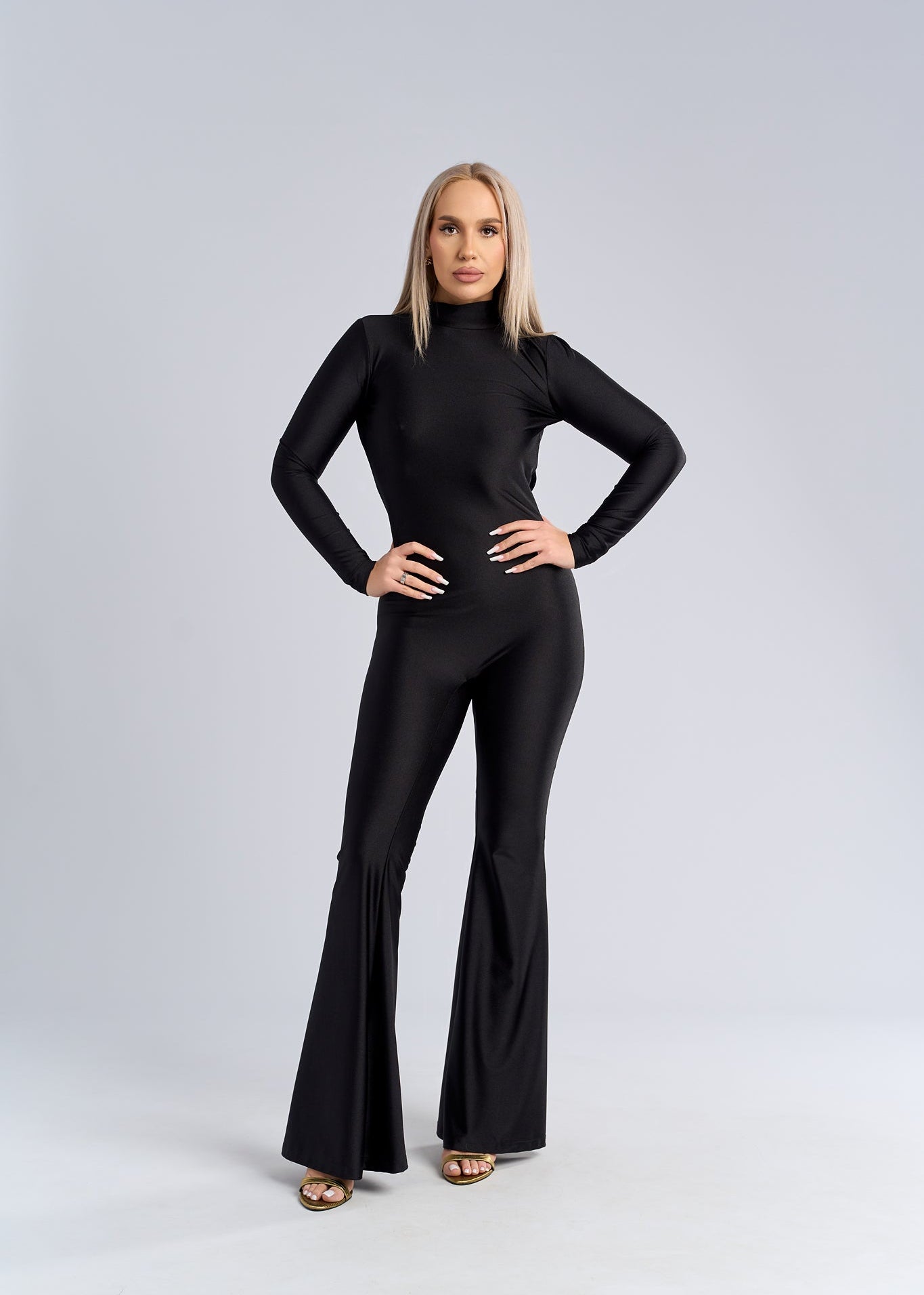 Salopetă neagră din lycra cu spate gol seducător - "SINFUL BACK" Imagine principală a produsului