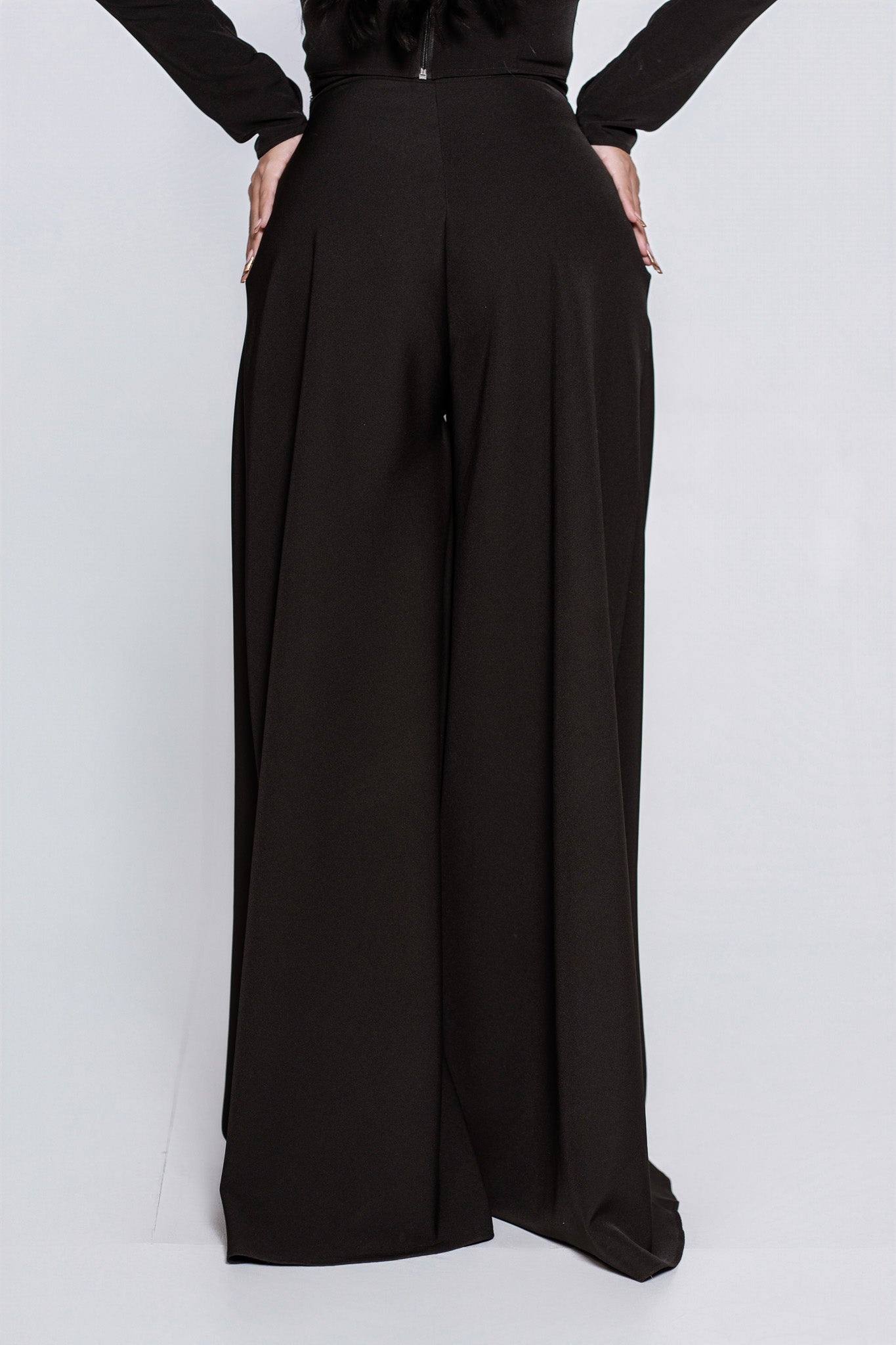 SIA Wide Pants