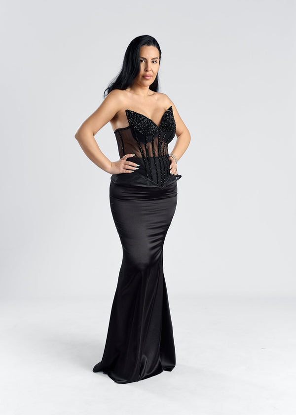 Rochie lunga cu corset & detalii transparente, model SIA That Girl, perfecta pentru evenimente elegante.