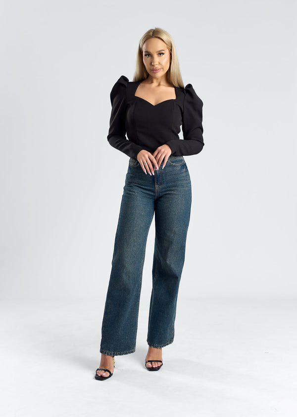 Top elegant cu umeri supradimensionați, model SIA Power Muse, perfect pentru un look modern.