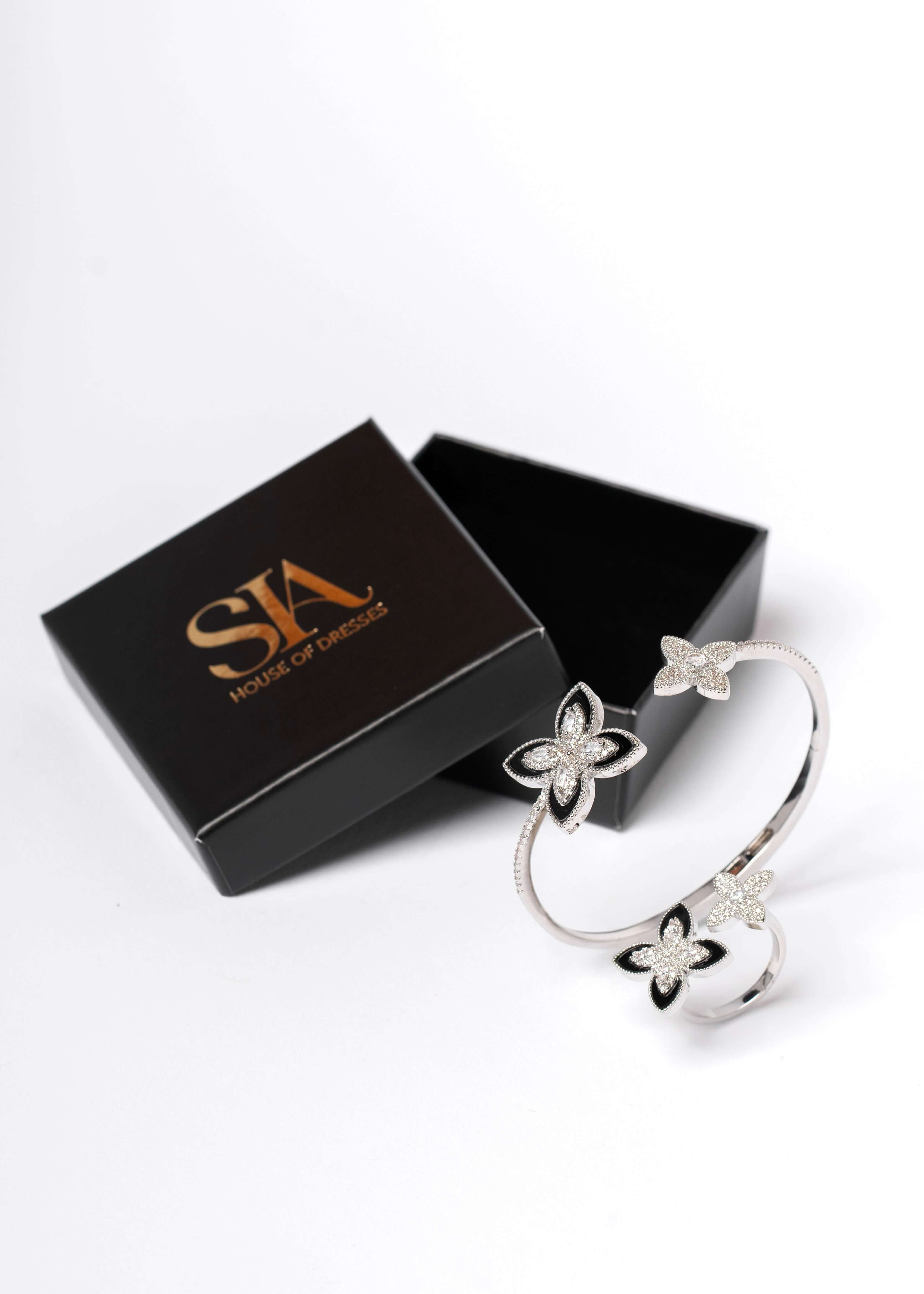 Set Brățară + Inel Floral Embrace – Bijuterii Sia House