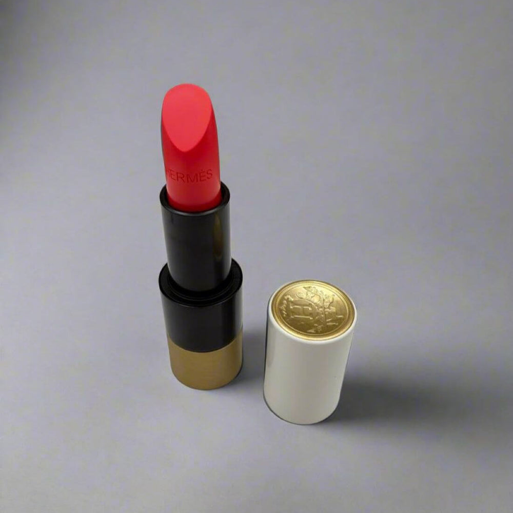 Rouge Hermès Satin Lipstick Sia House pentru femei elegante