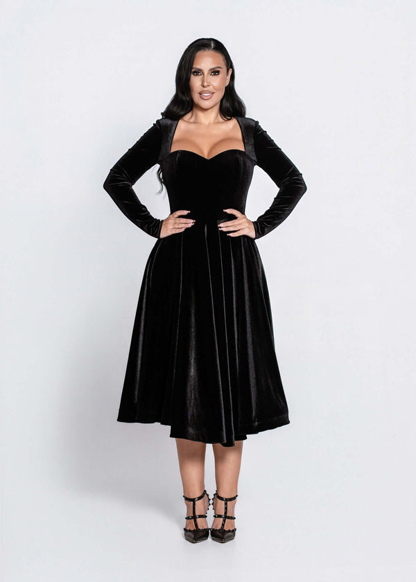 Rochie SIA Velvet Dream din catifea neagră premium, croială midi elegantă, cu decolteu sweetheart și mâneci lungi