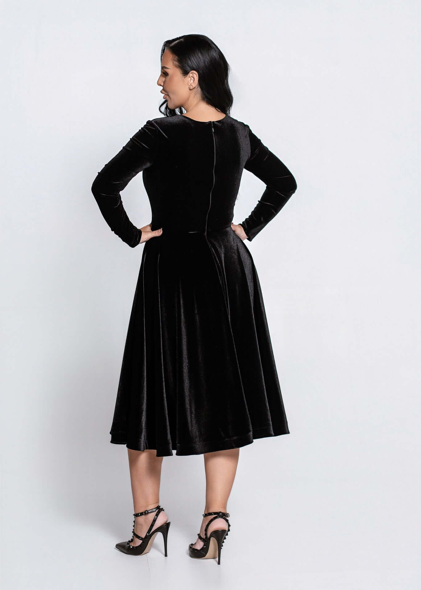 SIA Velvet Dream Dress - catifea premium elastică, cu textură luxoasă Imagine secundară a produsului