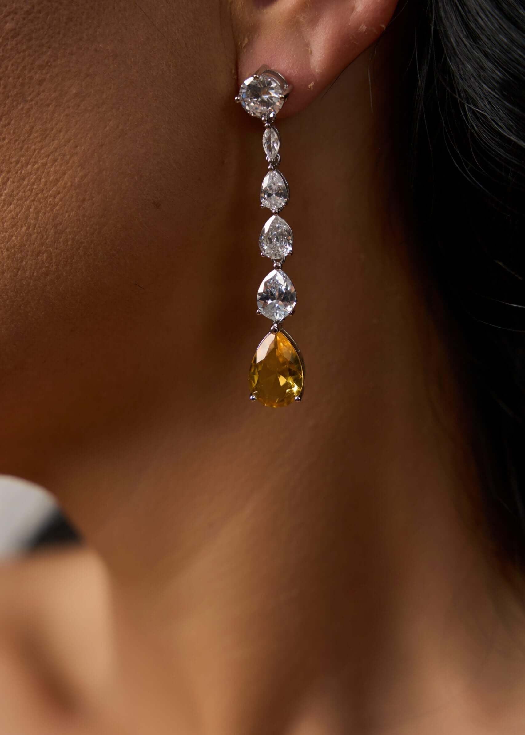 Cercei Victoria Sia House pentru femei elegante Imagine principală a produsului