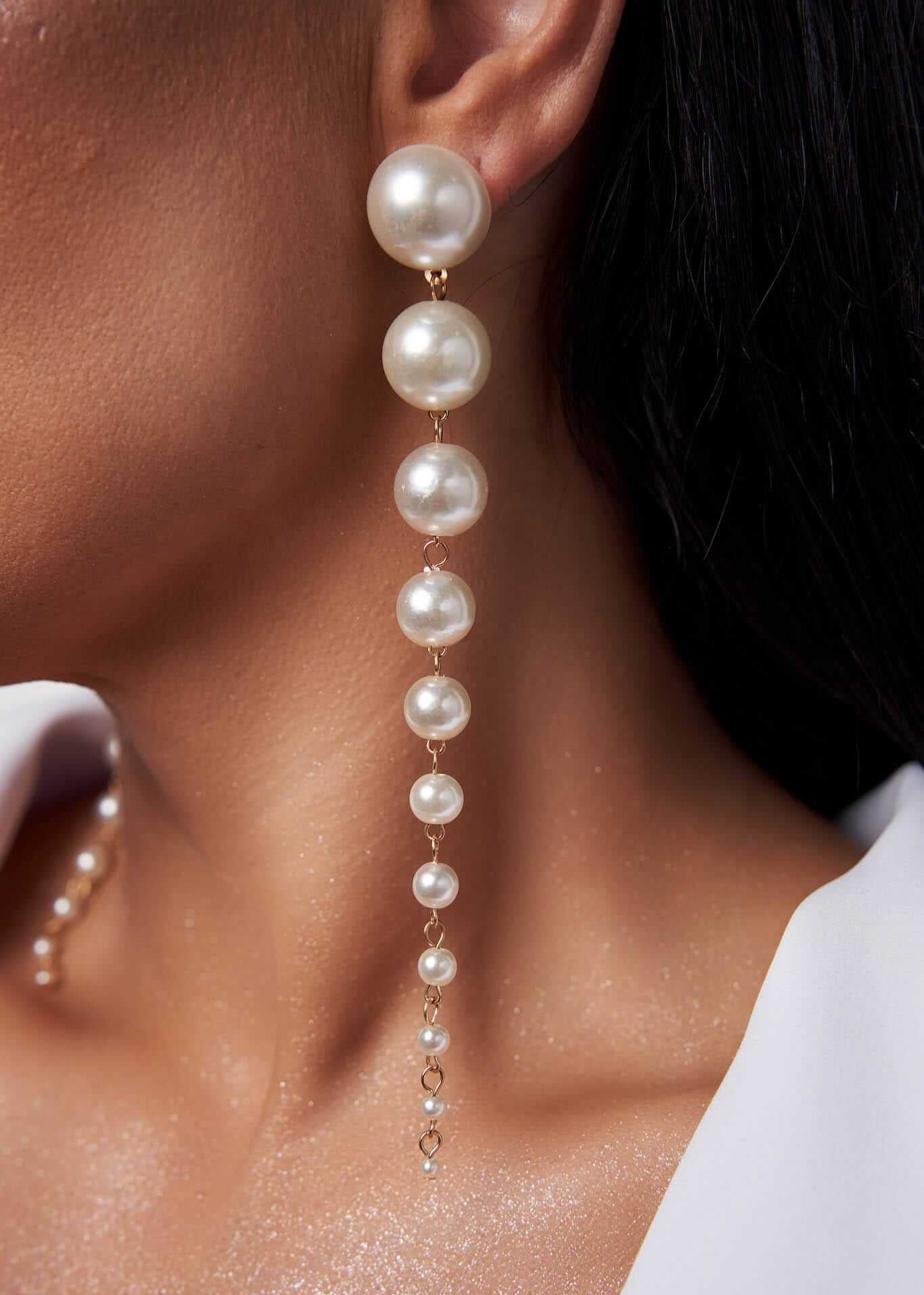 Cercei Olivia din Perle - Eleganță Clasică Sia House Sia House pentru femei elegante Imagine principală a produsului