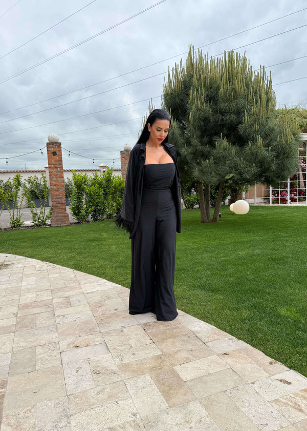 Compleu Bling Miray set 3 piese lycra cu cristale, bustieră și pantaloni evazați negri eleganți, model în grădină