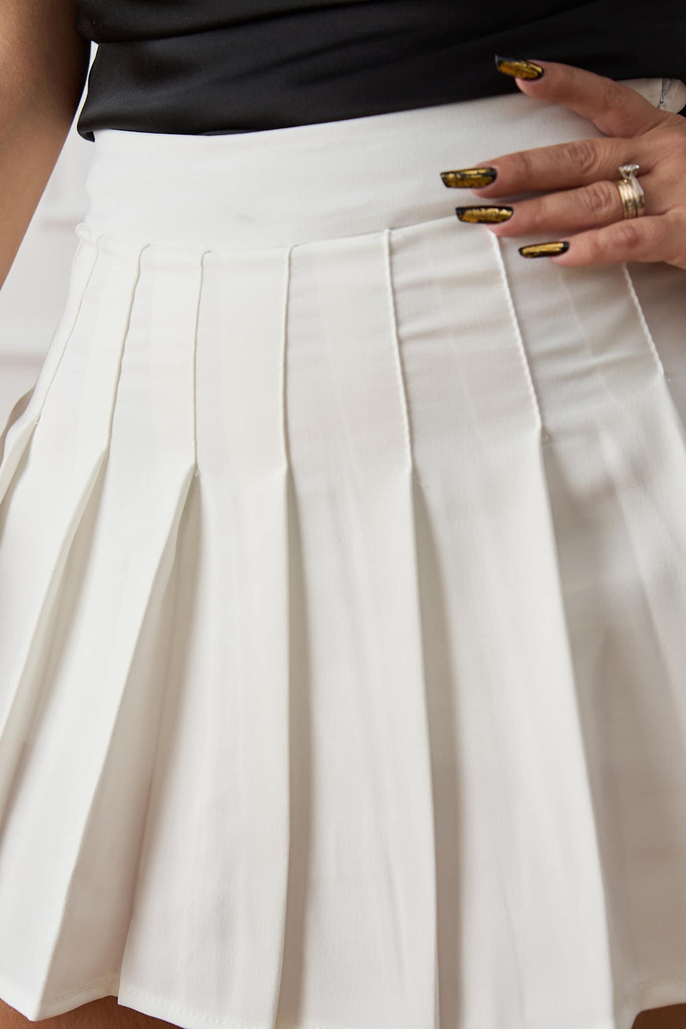 Fustă Amala plisată scurtă - Sia House Sia House pentru femei elegante