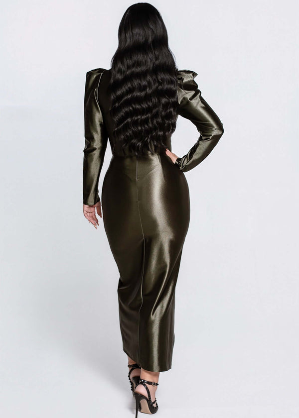 Rochie LUNEVA midi din lycra premium densă, kaki, vedere din spate, material lucios ce evidențiază silueta elegantă