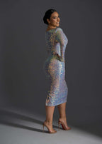 Alt Tag: Rochie midi din paiete multicolore Savage Pearl, decolteu V, maneci lungi, tinuta eleganta stralucitoare