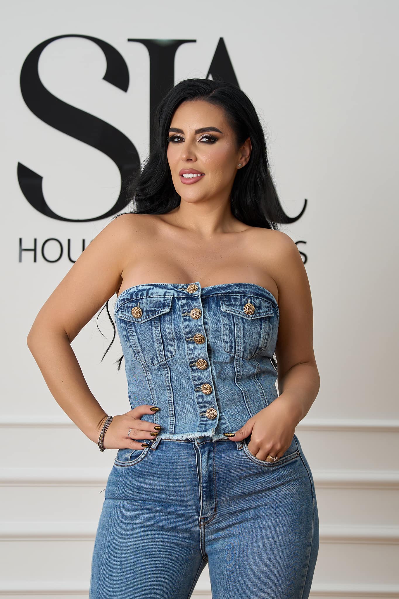 Top Clara